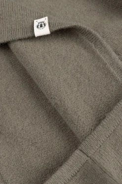 Business Cashmere Muetze - moss (grün)